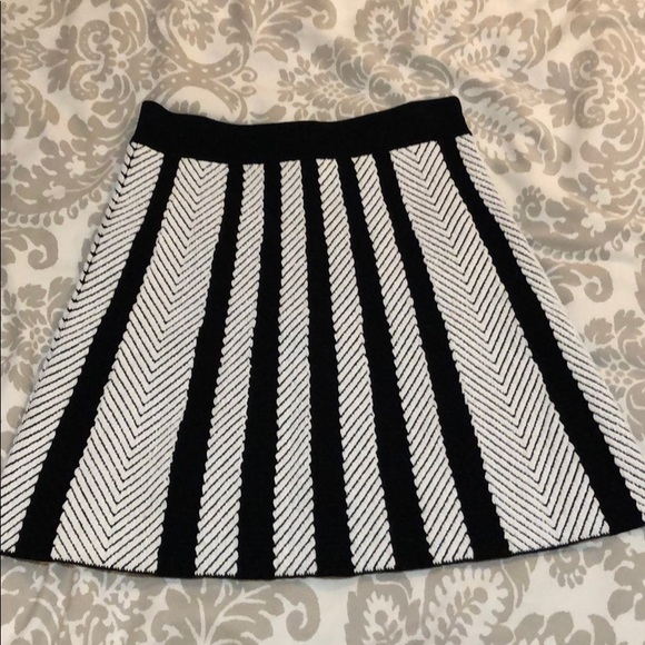 Maje Dresses & Skirts - Maje Jasper Knit Trapeze Skirt